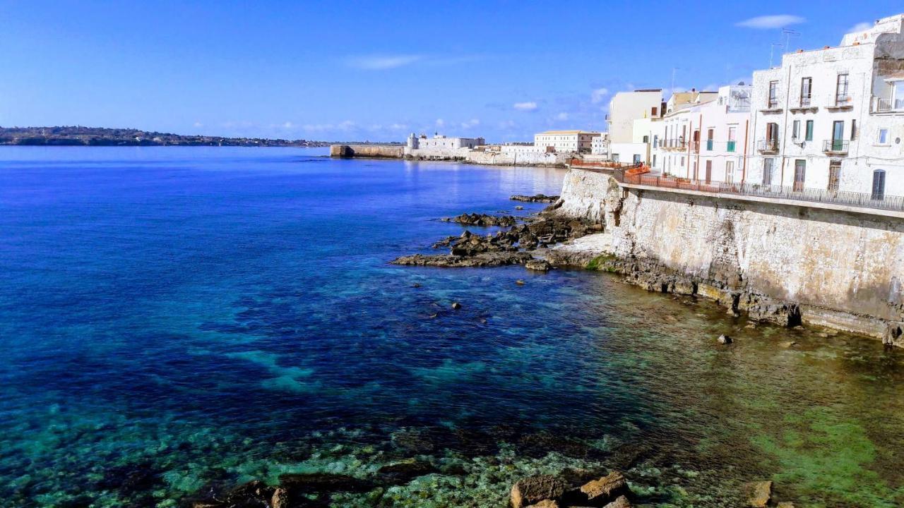 Elegante Appartamento In Palazzo Storico Ortigia Сиракуза Екстериор снимка