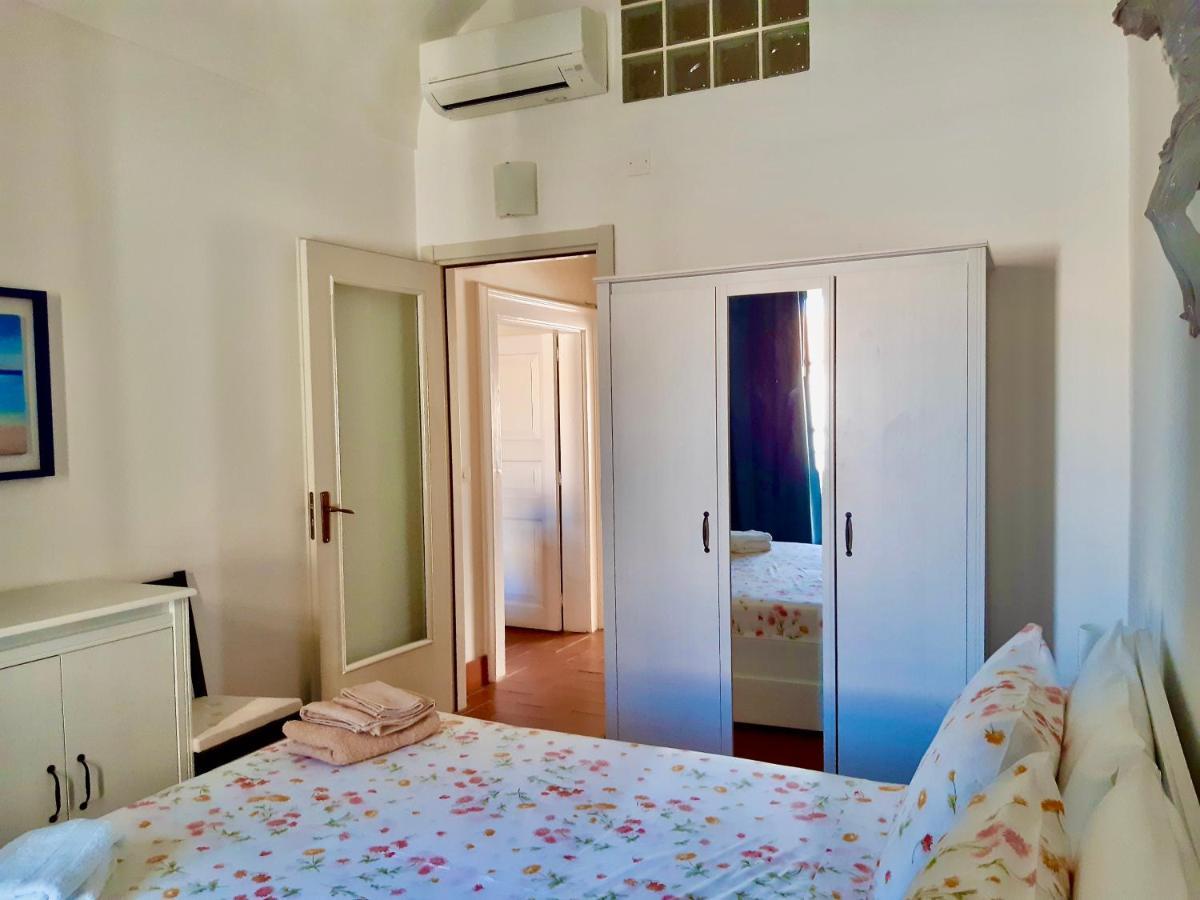 Elegante Appartamento In Palazzo Storico Ortigia Сиракуза Екстериор снимка