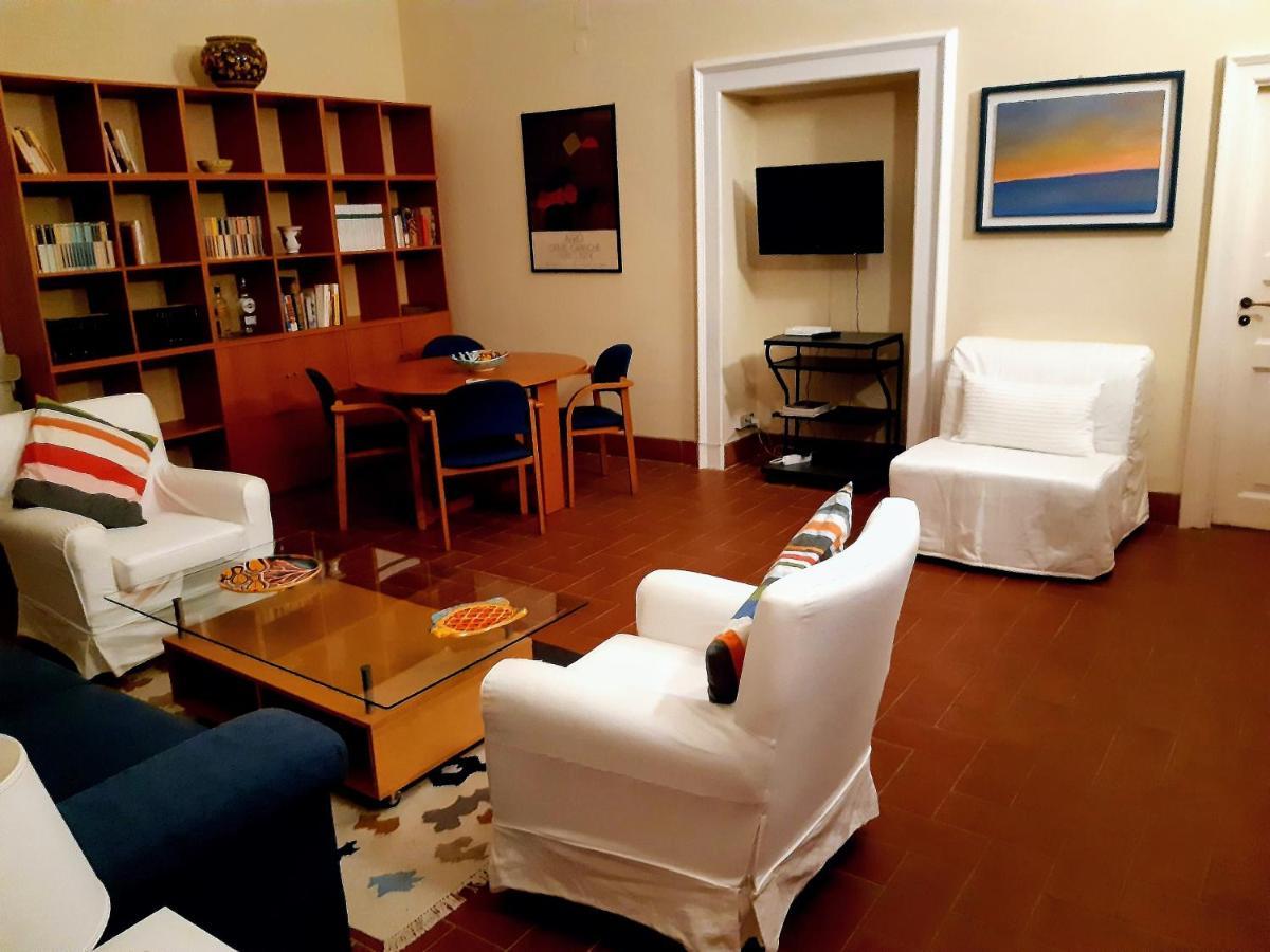 Elegante Appartamento In Palazzo Storico Ortigia Сиракуза Екстериор снимка