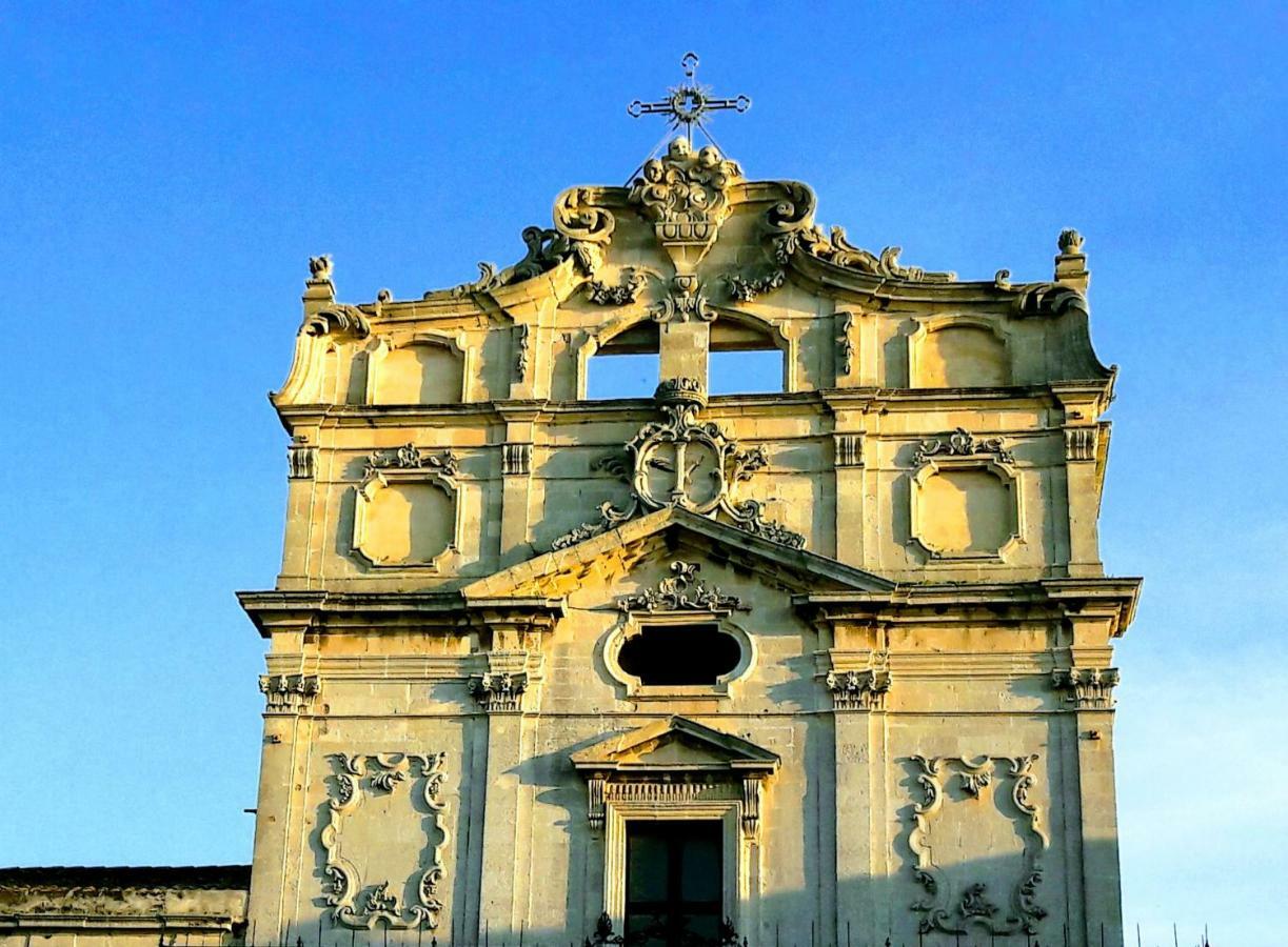 Elegante Appartamento In Palazzo Storico Ortigia Сиракуза Екстериор снимка